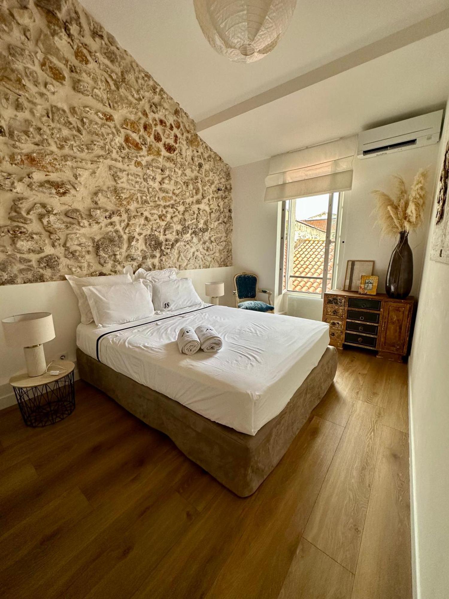 L Appartement De Manon, Centre Historique Du Vieil Antibes Esterno foto